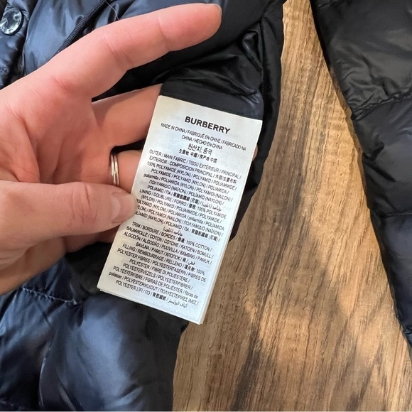 BURBERRY Detachable Collar Puffer Quilted Down Jacket - Picture 13 of 17